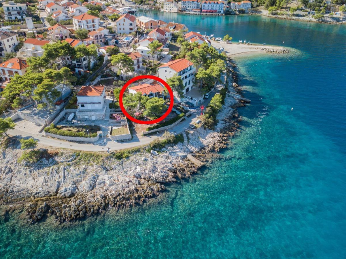 Apartments By The Sea Stomorska, Solta - 5190 Exterior foto